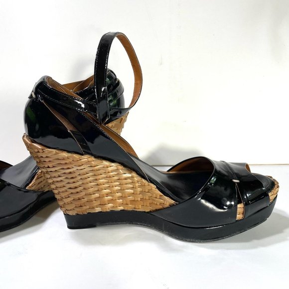 MaxAzria Ma-Dades wedge black patent bamboo sandal - Picture 3 of 11